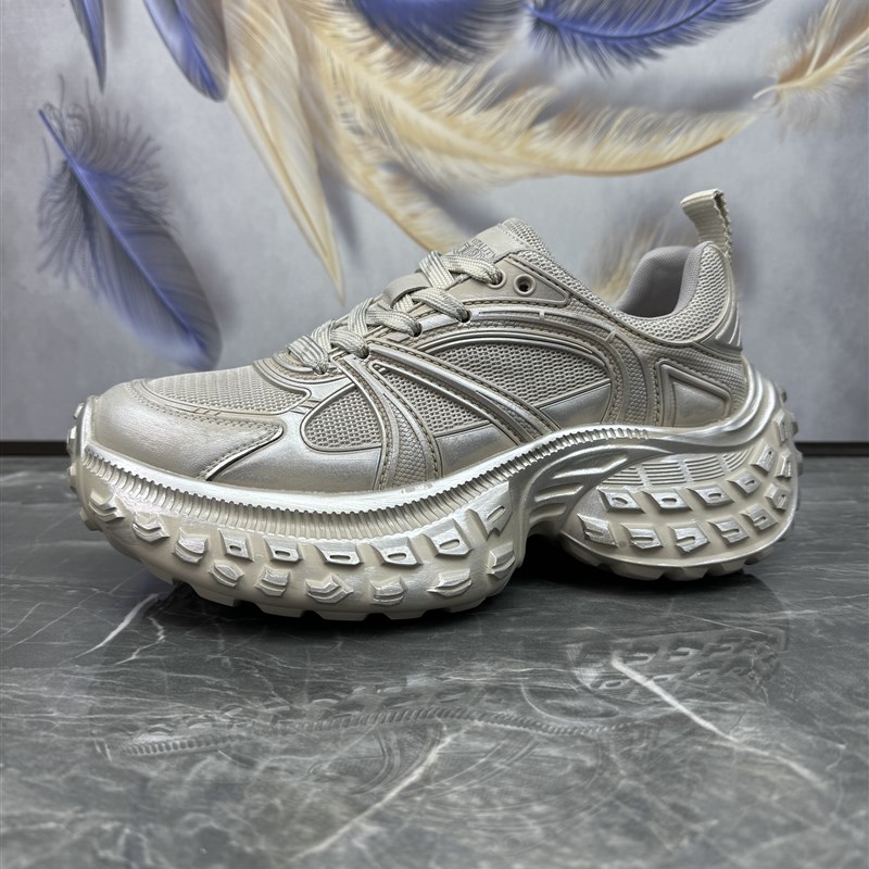 男鞋2024夏季新款网面透气个性小众潮牌轮胎厚底增高休闲老爹鞋男