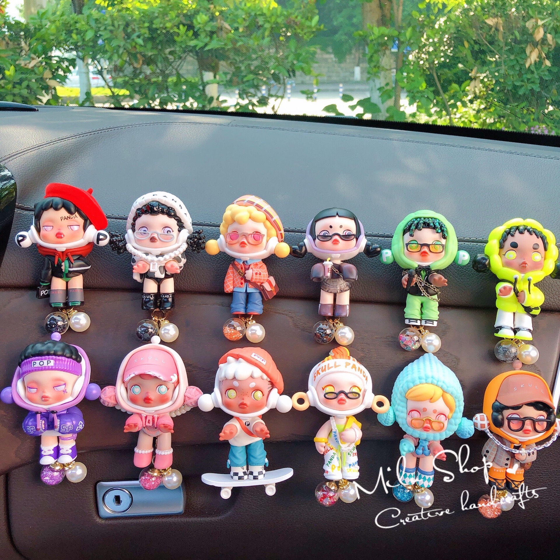 新款正版skullpanda熊喵热潮车载香水夹汽车空调出风口装饰夹礼物