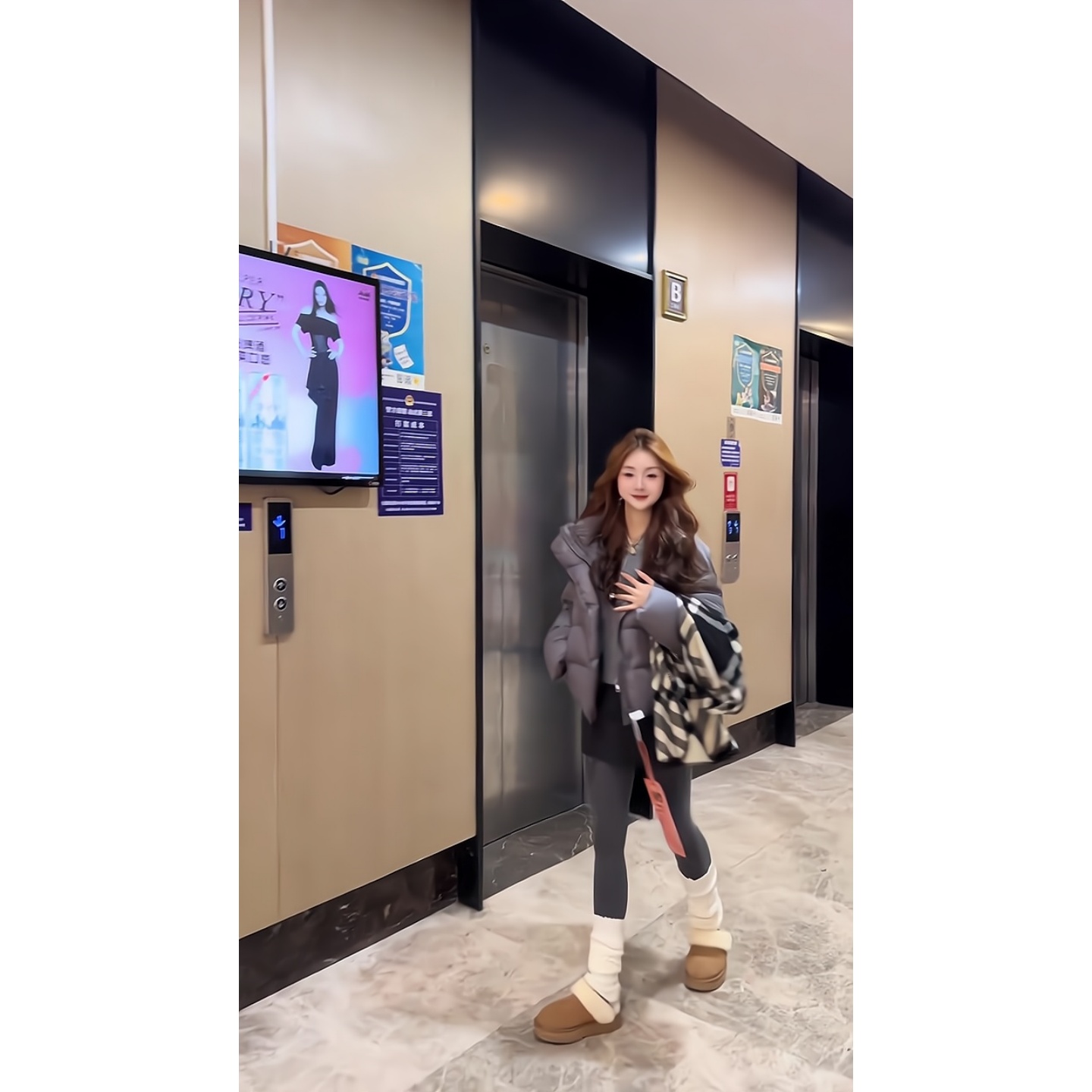 连帽90白鸭绒加厚羽绒服外套