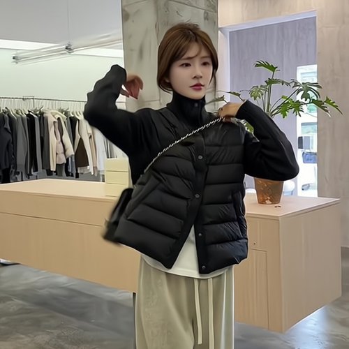 黑色短款羽绒服显瘦保暖立领