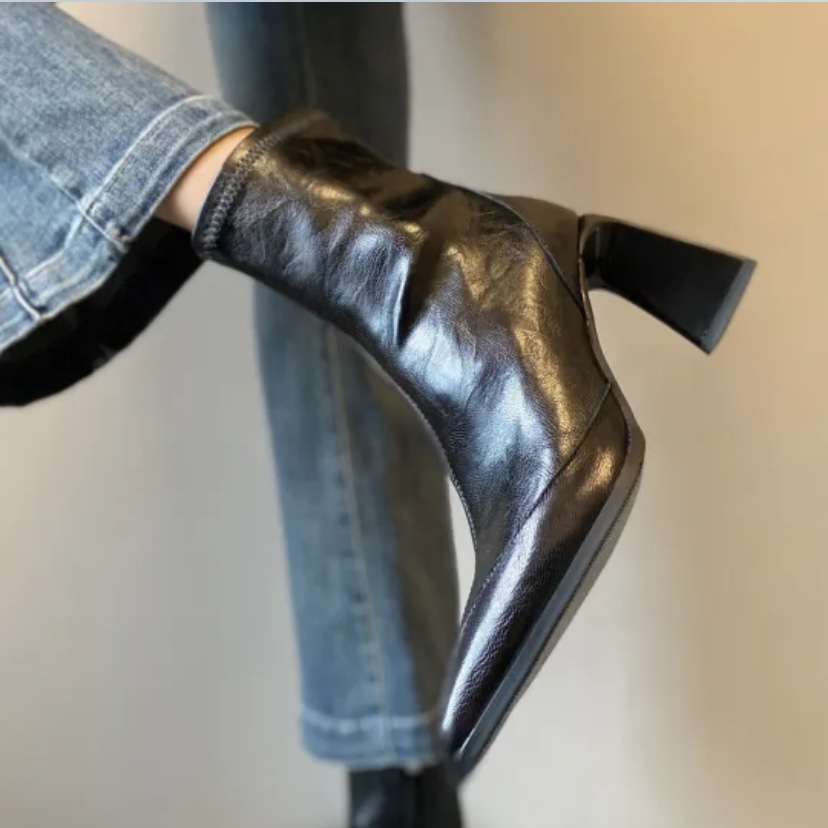 超软小羊皮~尖头法式瘦瘦靴2025秋冬新款高跟马丁靴子气质短靴女