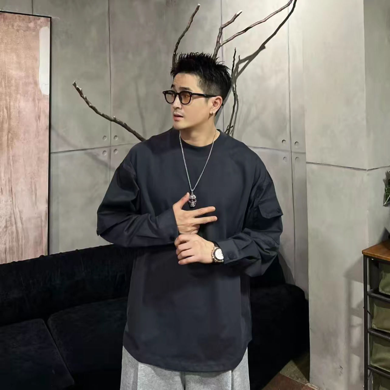 秋季美式纯色休闲宽松口袋长袖T