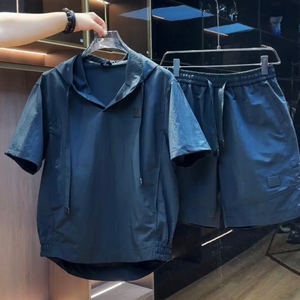 夏季薄款潮牌简约运动连帽卫衣短袖短裤两件套男宽松休闲时尚套装