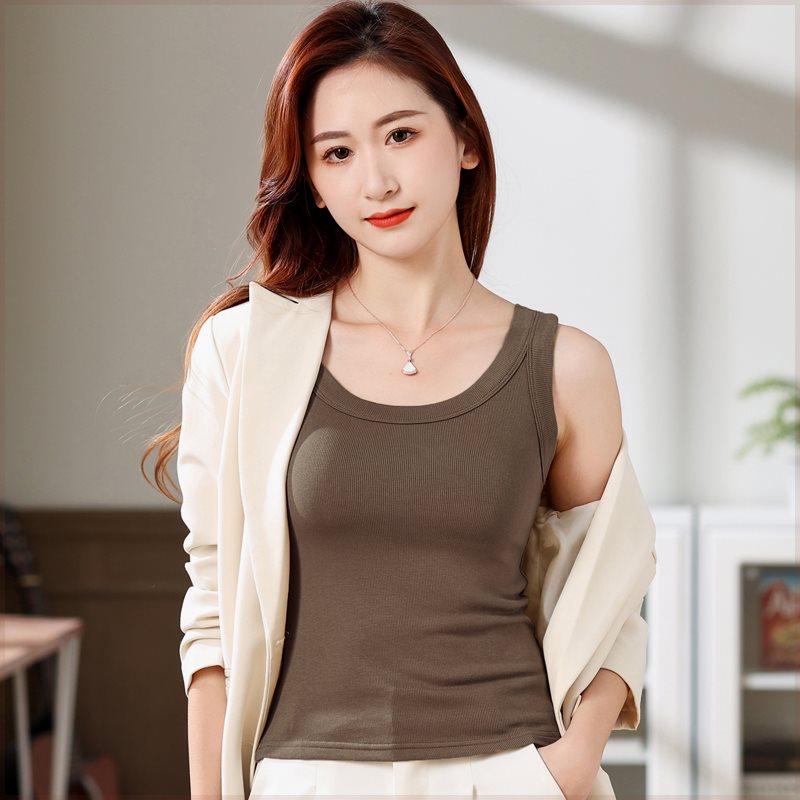 欧若萱服饰2024新款螺纹吊带背心女宽肩内搭外穿女士修身打底上衣