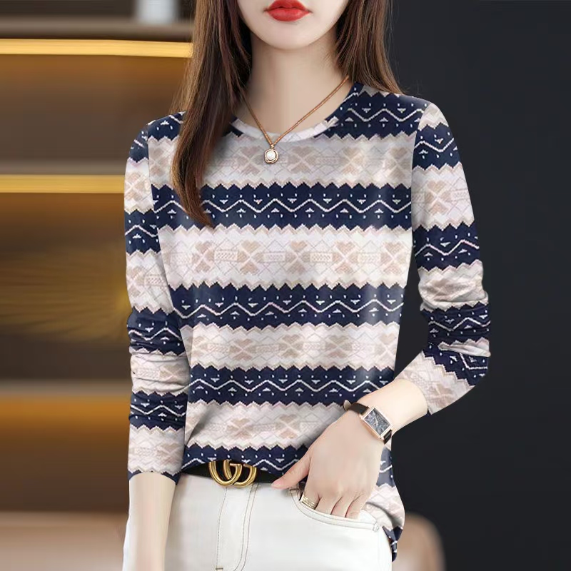 深圳南油轻奢高端货~2025高档印花女装春秋减龄长袖圆领T恤女指环