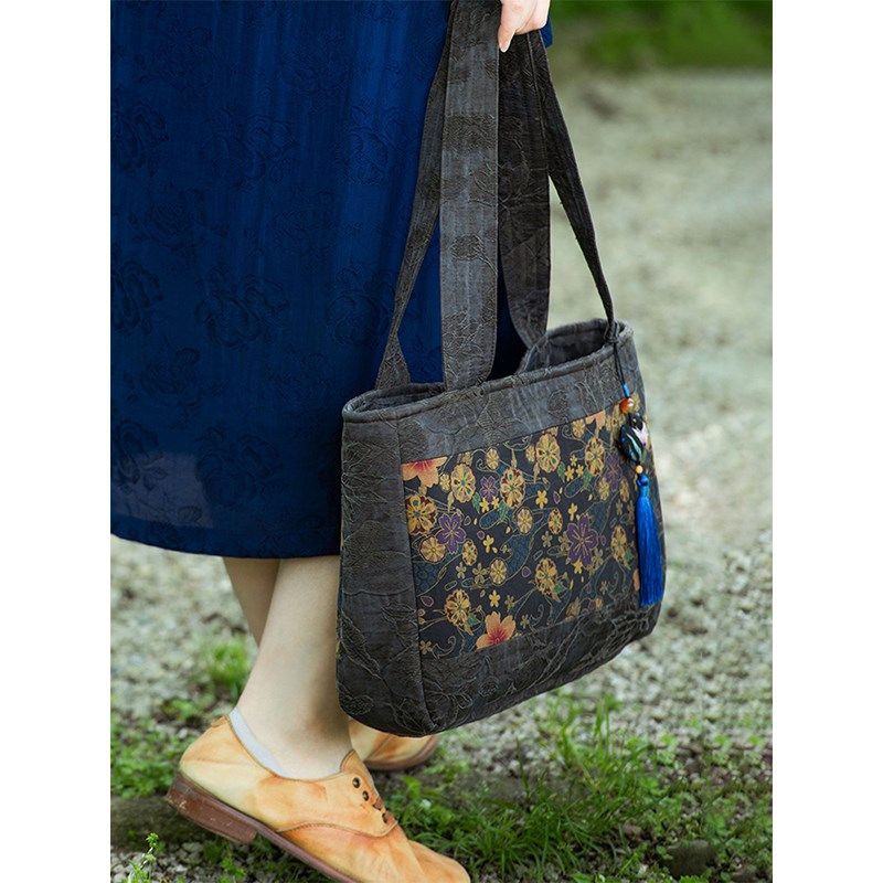 陌上兰襟【雨落青山】绢纺/油丝香云纱单肩包手提包,箱包皮具/热销女包/男包,时尚帆布包,淘宝优惠券,粉丝福利购,淘宝优惠卷