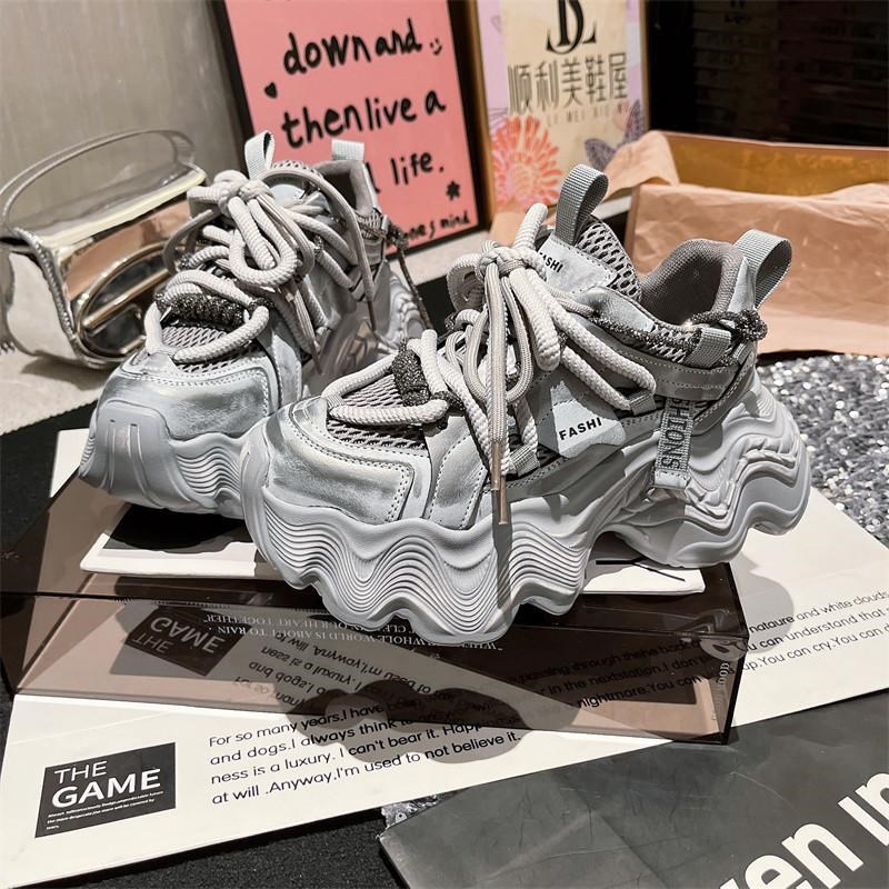 老爹鞋女波浪底水钻绑带厚底松糕小白鞋I擦色做旧脏脏小个子运动