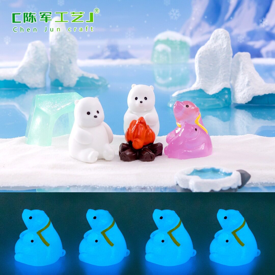 公仔雪地造景装饰品配件景观小摆