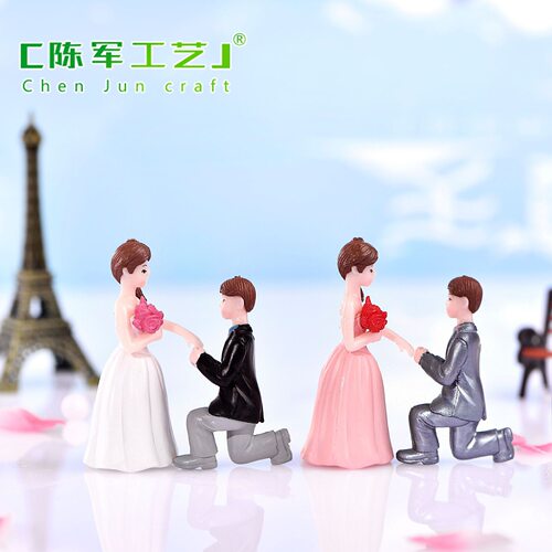 娃娃情侣摆件手办婚房公仔配件蛋