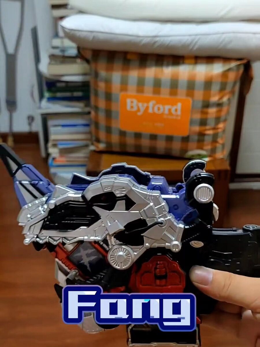CSM Little Dinosaur Toy with Linkage Fangs & DX Spec - Buy from Taobao, China | Shopme Agent