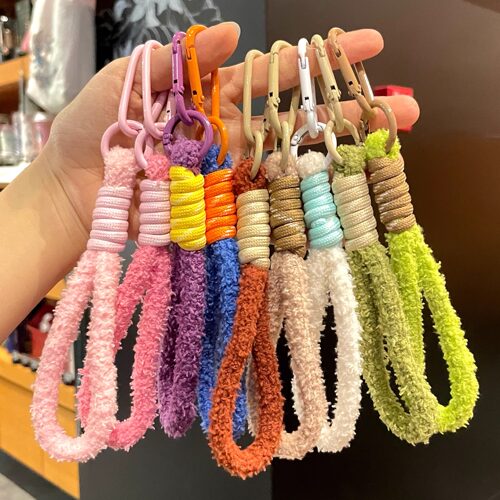 毛绒登山绳挂件miu系编织绳挂饰