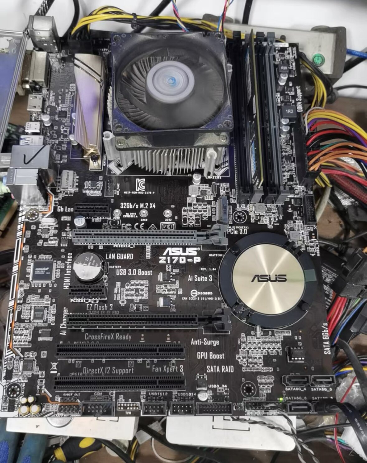 华硕Z170-P主板华硕Z170-P主板，LGA1151接口，支持DDR4内存图片