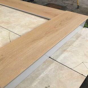 原木风加厚木纹楼梯踏步瓷砖梯级地砖公寓室外台阶一体式防滑哑光