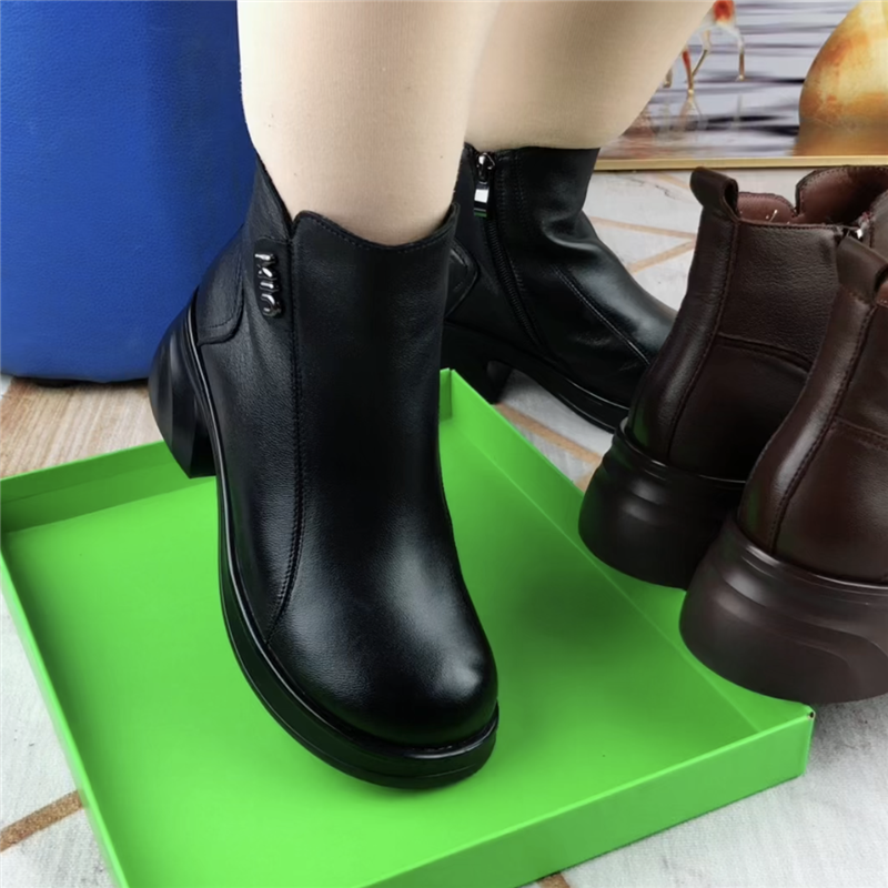 真皮马丁靴休闲棉鞋女