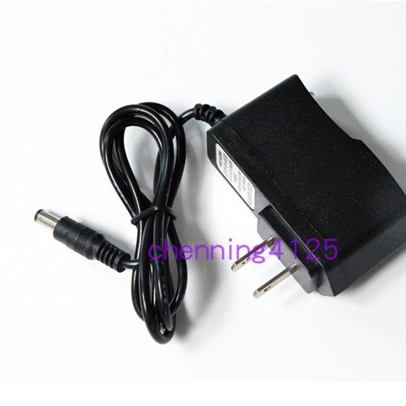 康铭KM-902B 918 912 906A 920 多功能移动电源 电瓶 充电器