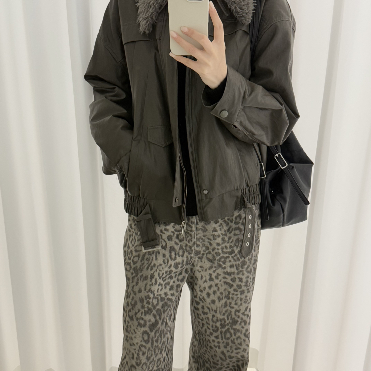 OF SELF-领质感皮衣(配可拆仿毛毛领)(爆款延续质感延续)JH-25257