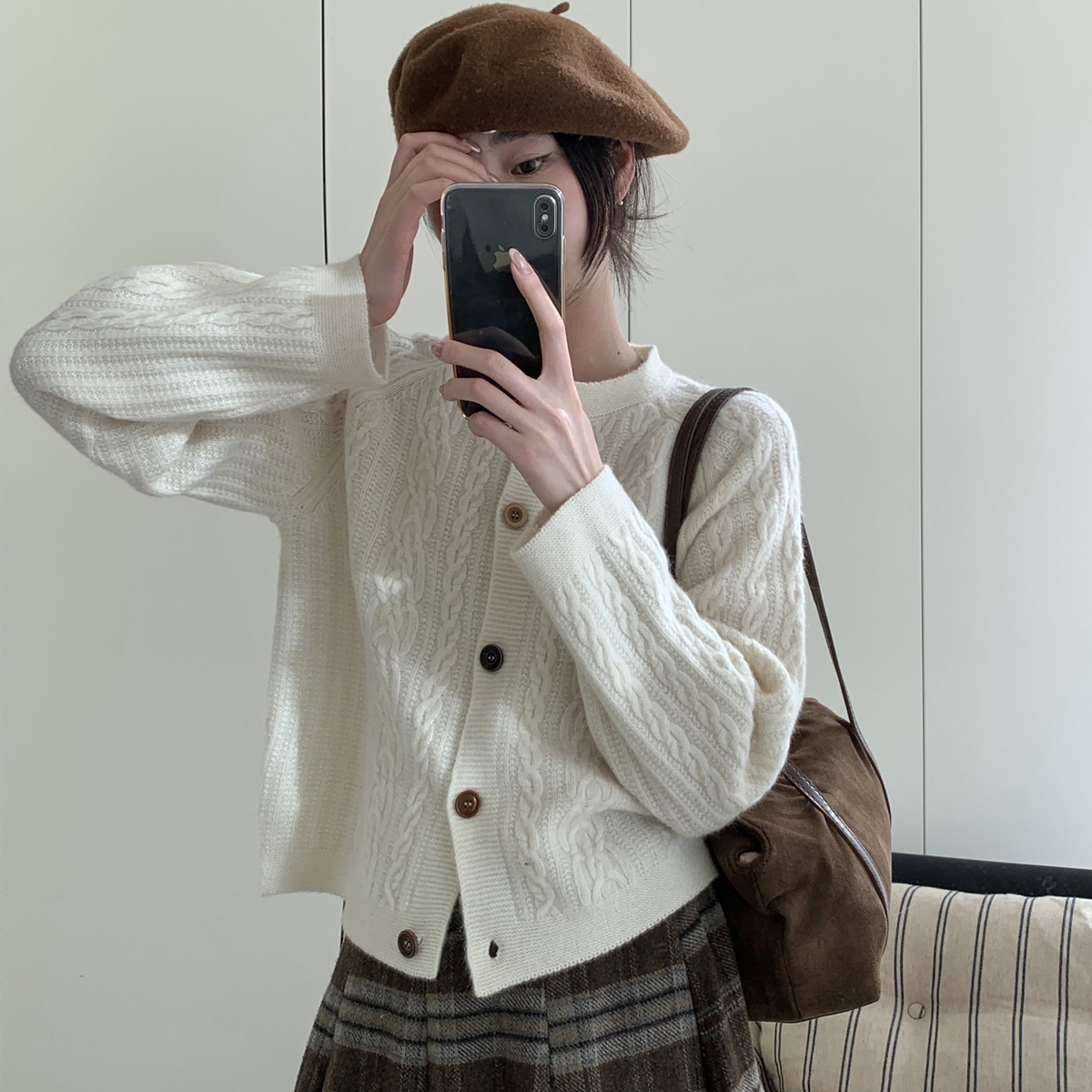 UUTIS牧缇-时尚螺纹麻花外套贝熊绒针织开衫（含75绵羊毛）ZHF337