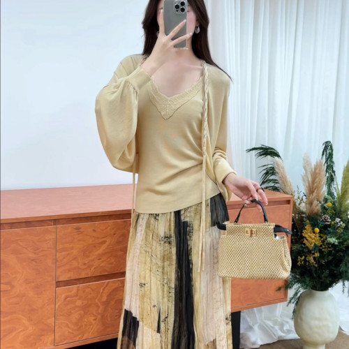 恩诺ENNUO DELICATE-26夏上新慵懒风V领宽松针织开衫5500开衫