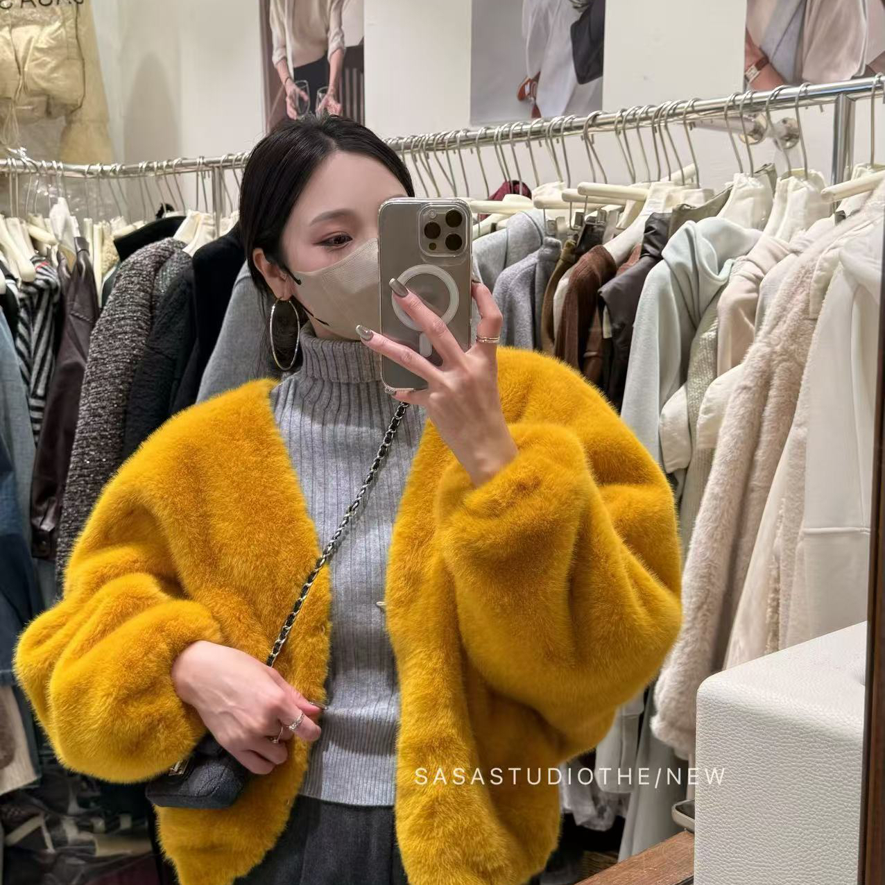 SASA家-冬上新洋气环保毛绒宽松短外套YS1-2919