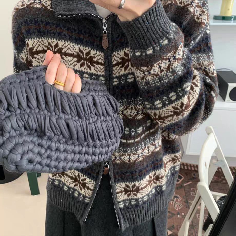 枝里YUNZHILI-古提花百搭双拉链保暖毛衣（含100绵羊毛）6102281
