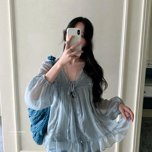 搭配打底吊带背心套装 DARA v领小衫 耳边系带蕾丝长袖 S8155 ROSE