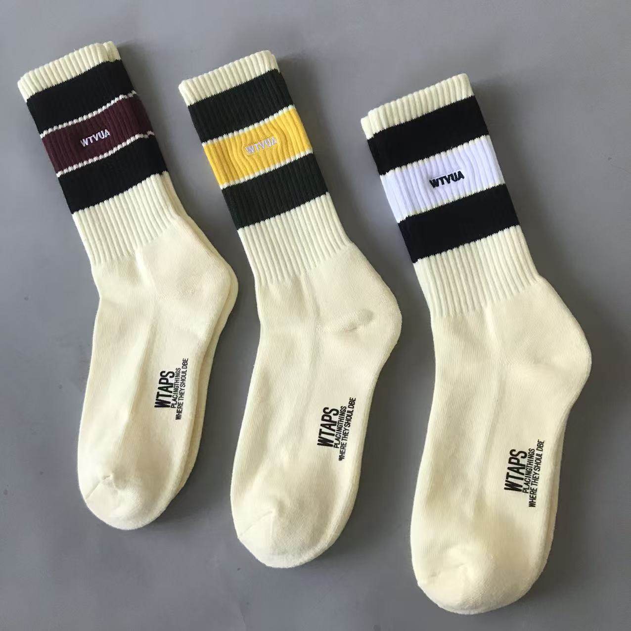 WTAPS西山彻刺绣字母条纹中筒袜