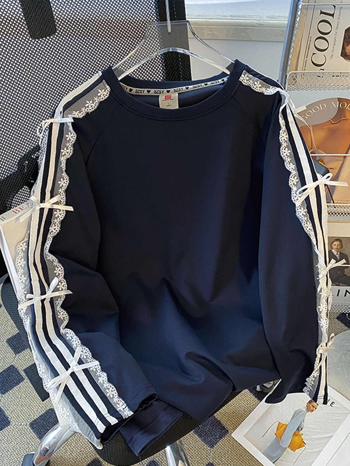 超大码150kg加码西式蝴蝶结拼接女式运动衫2024新春和秋季宽松上