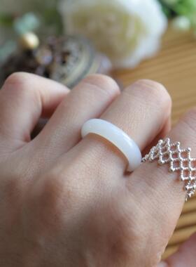 天然和田玉 14码 16.8x4.2mm俄白圆戒 货号NY8326 价格499