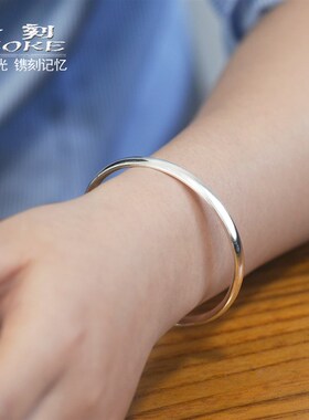 999银手镯女年轻款简约时尚饰品实心光面手镯闭口纯银镯子送女友