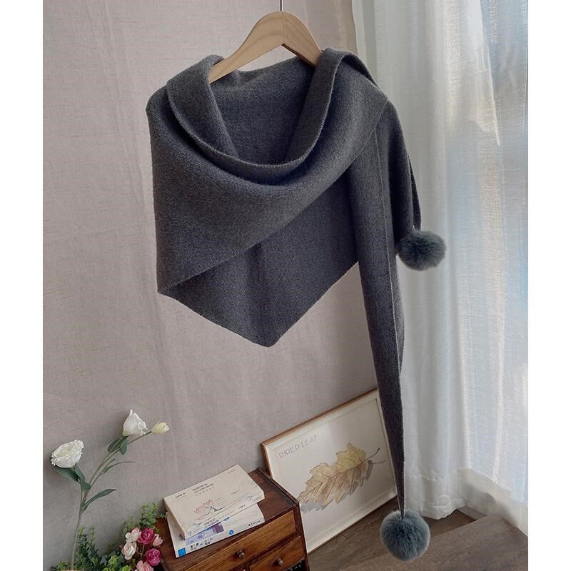 毛球球针织三角披肩含羊毛轻柔2024秋冬季新款护颈搭肩毛线大围巾