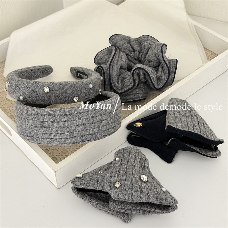 韩版灰色针织麻花发箍气质水钻珍珠头箍女高级感三角网红抓夹发圈