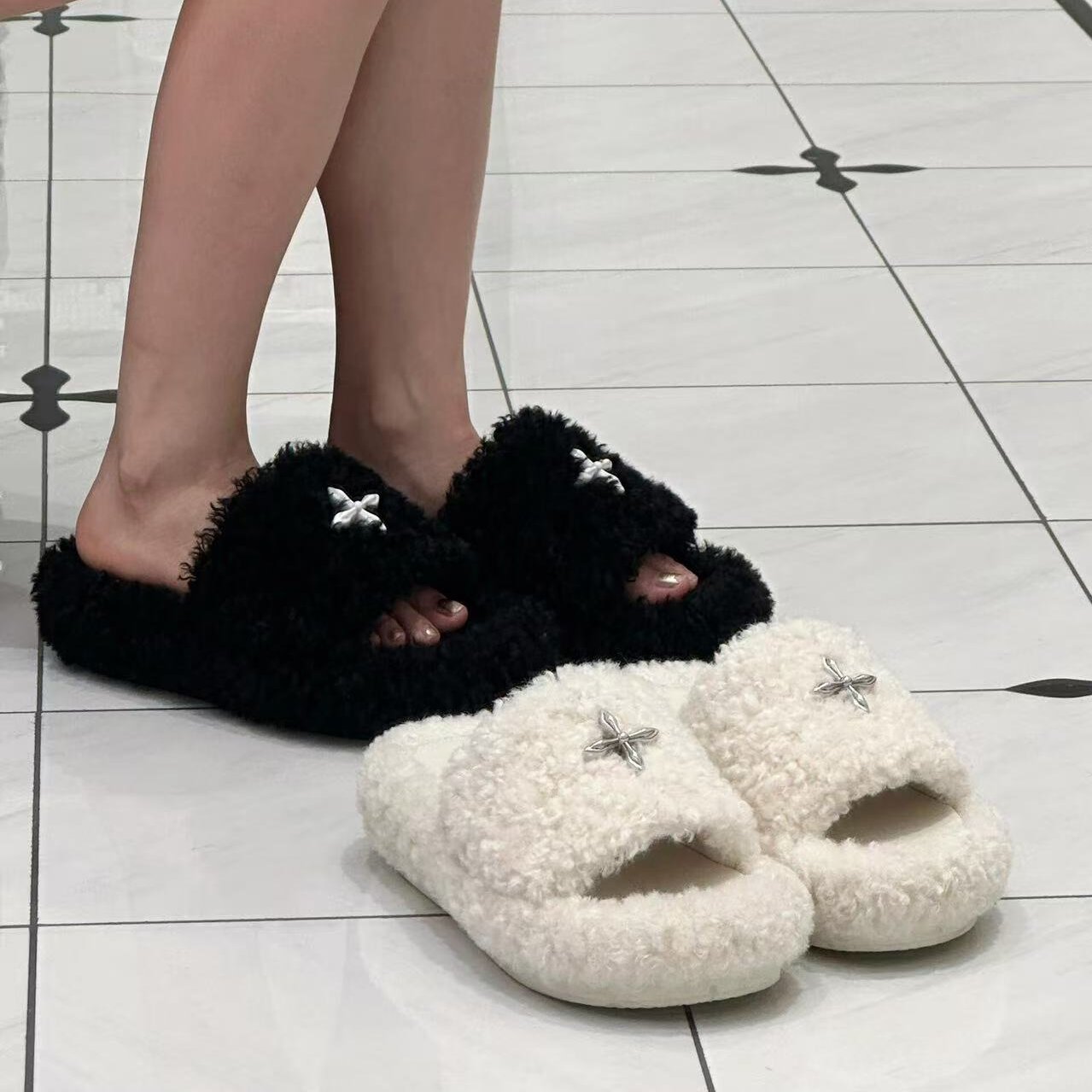 【穿靴子的猫】十字花复古女毛毛拖鞋百搭外穿厚底增高一字拖鞋