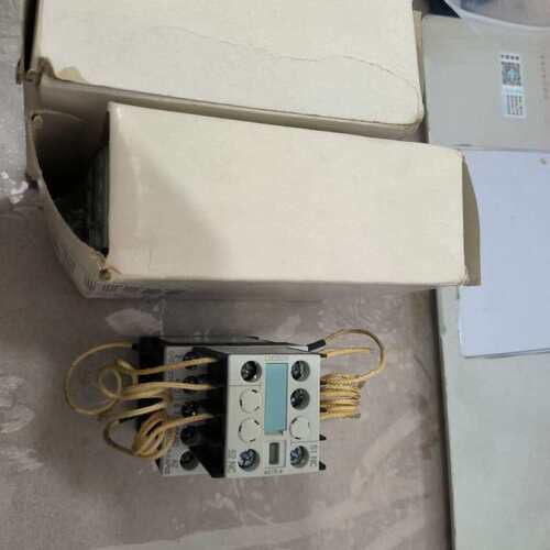 议价原装西门子接触器3RT1617-1AP03 230VAC全新