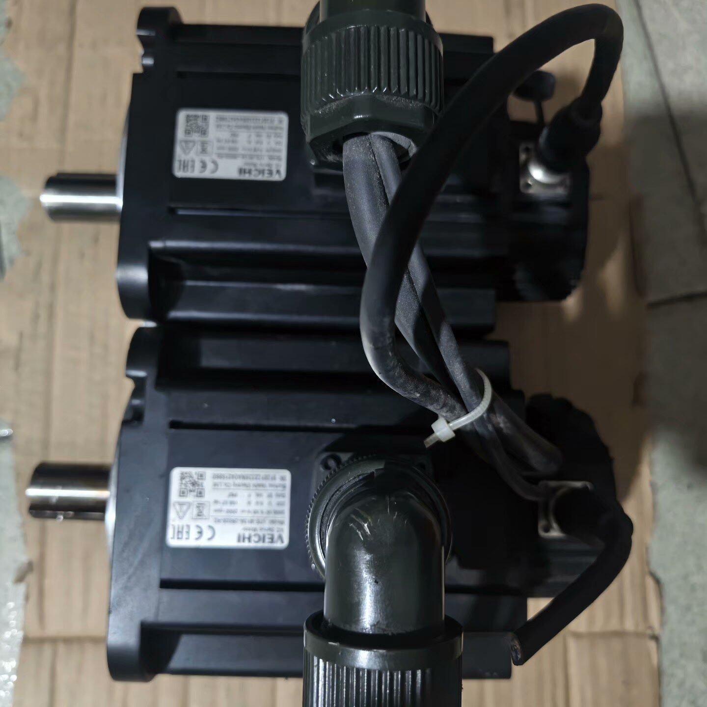 议价伟创伺服电机V7E-M13A-2R020-R2 2KW图片
