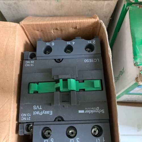 议价LC1E50F5N 110V 施耐德全新带包装 实物图议价