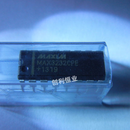 MAX3232CPE DIP16 MAX3232 EPE RS-232 收发器 接口 驱动器 正品