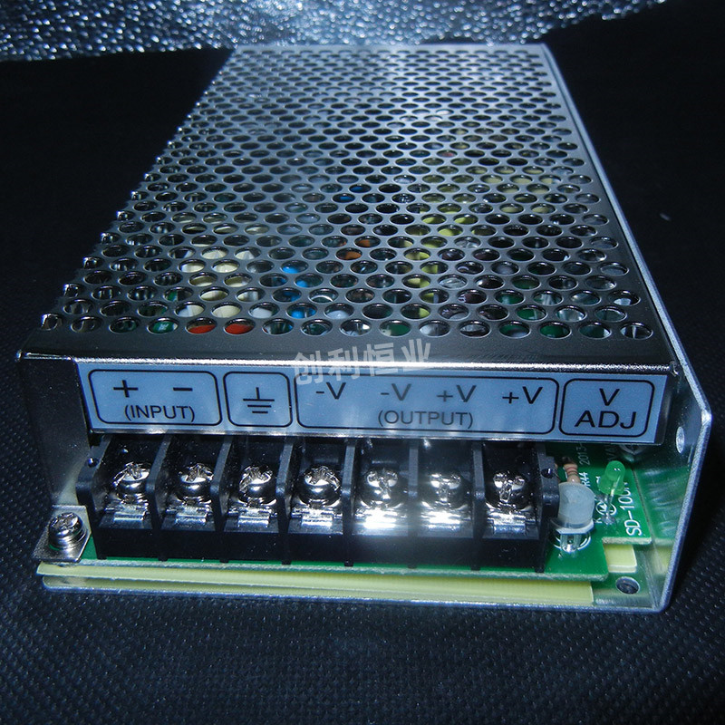 SD--100B-24开关电源100W 直流转直流车用船用隔离稳压DC24V转24V