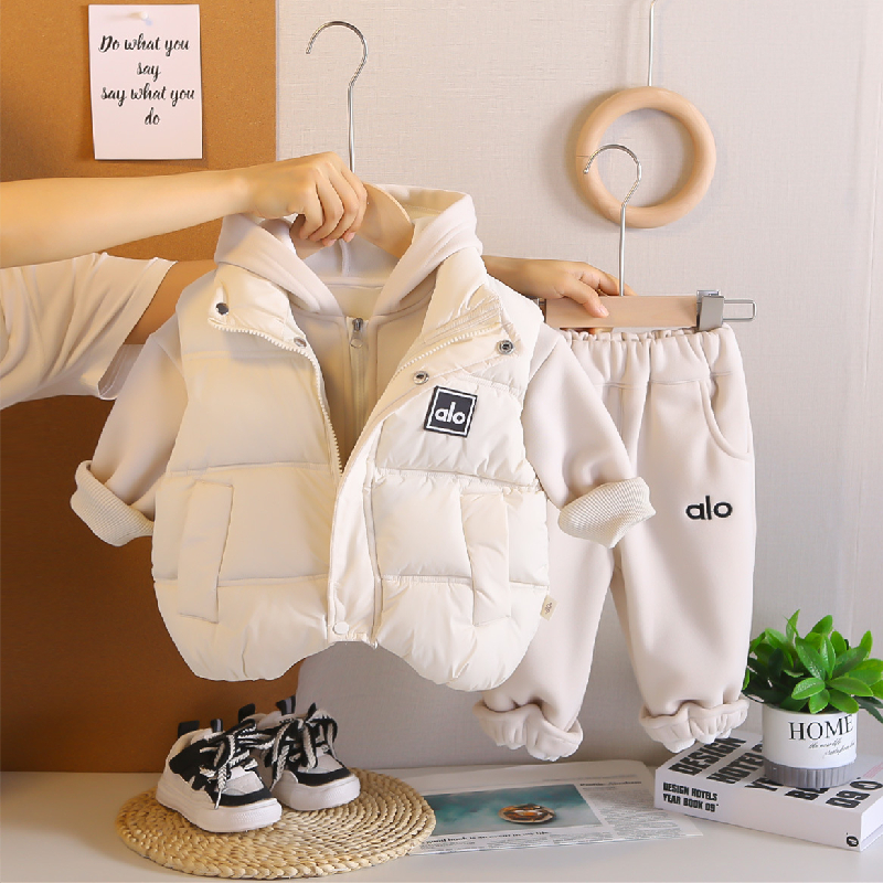 全棉纯棉婴儿衣服秋冬小童帅气加绒卫衣夹棉保暖套装三件套一岁男