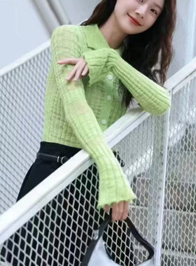 DN高端定制2025春新款休闲百搭翻领纯色收腰针织开衫长袖喇叭袖女