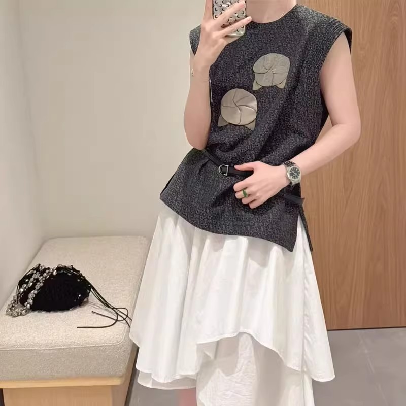 宽松立体花朵背心马甲上衣女