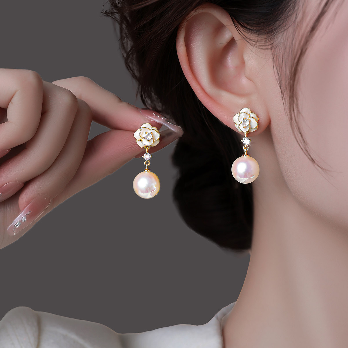 山茶花珍珠耳环女2025新款爆款高级感纯银耳钉轻奢耳夹无耳洞耳饰,饰品/流行首饰/时尚饰品新,耳环,淘宝优惠券,粉丝福利购,淘宝优惠卷
