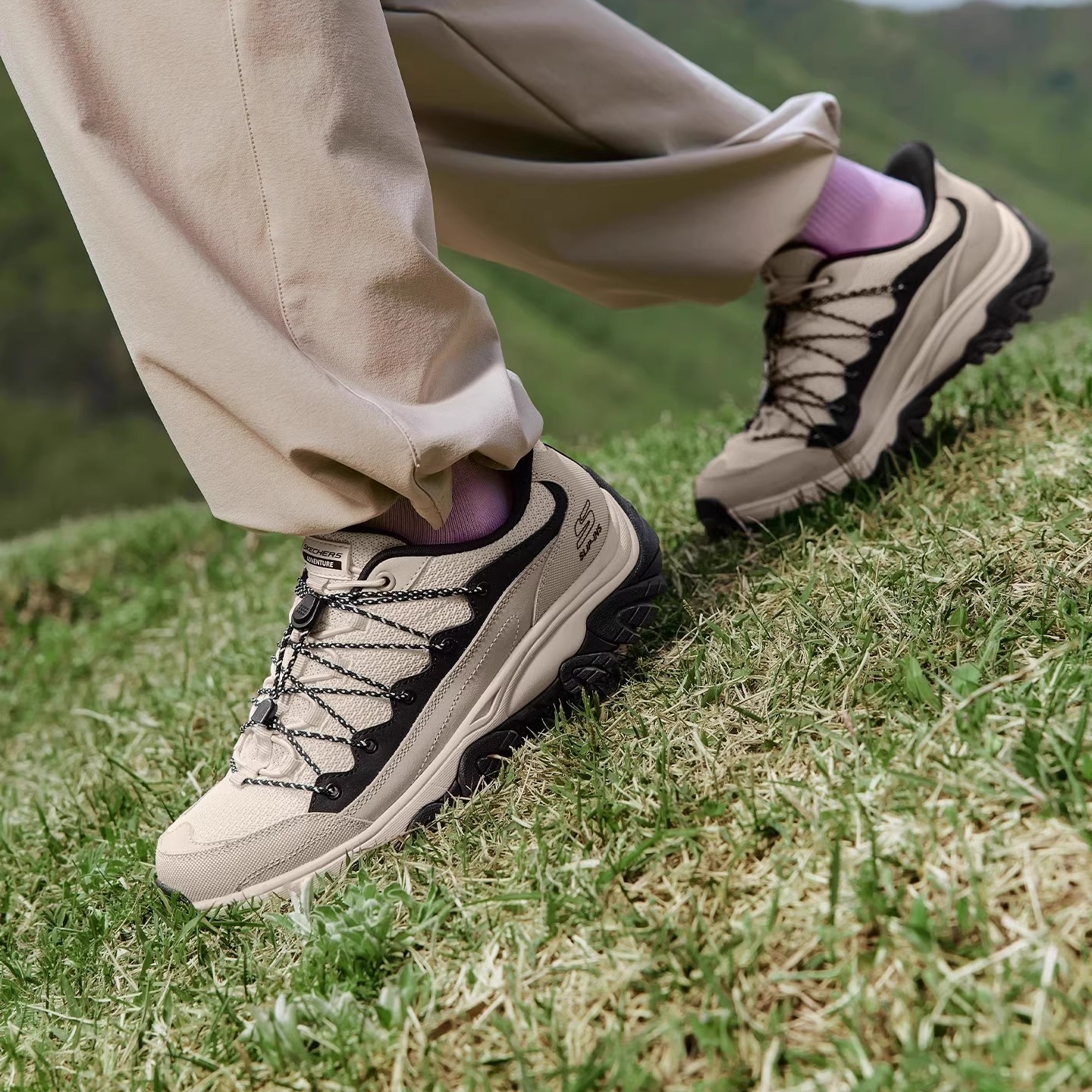 SKechers斯凯奇女鞋秋冬闪穿户外鞋EVA大底抓地防滑运动鞋180331