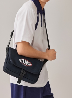 Skechers斯凯奇复古简约小巧邮差包舒适防泼水单肩斜挎包L125U059