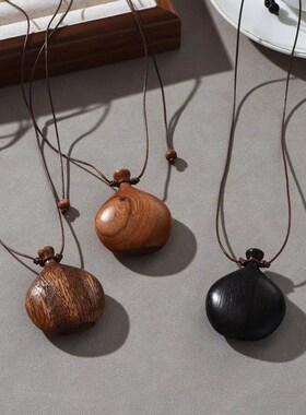 新中式木质酒壶项链女秋冬轻奢小众设计高级感简约百搭毛衣链挂件