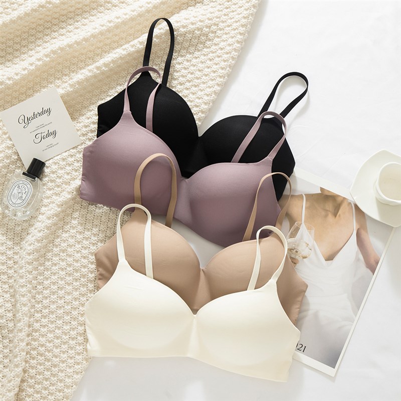 20104无痕内衣女防下垂隐形舒适无钢圈透气小侧比日常聚拢文胸罩