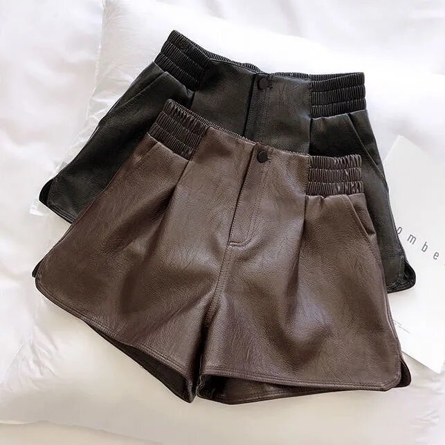 高腰咖啡色皮短裤女秋冬季