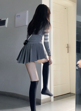 百褶裙女秋季新款白色性感辣妹超短裙纯欲风半身a字高腰显瘦伞裙