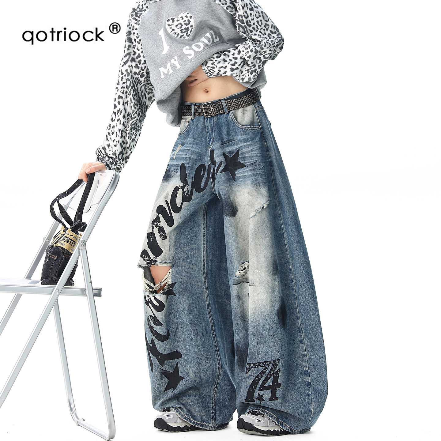 QOTRIOCK美式水墨涂鸦破洞牛仔裤图片