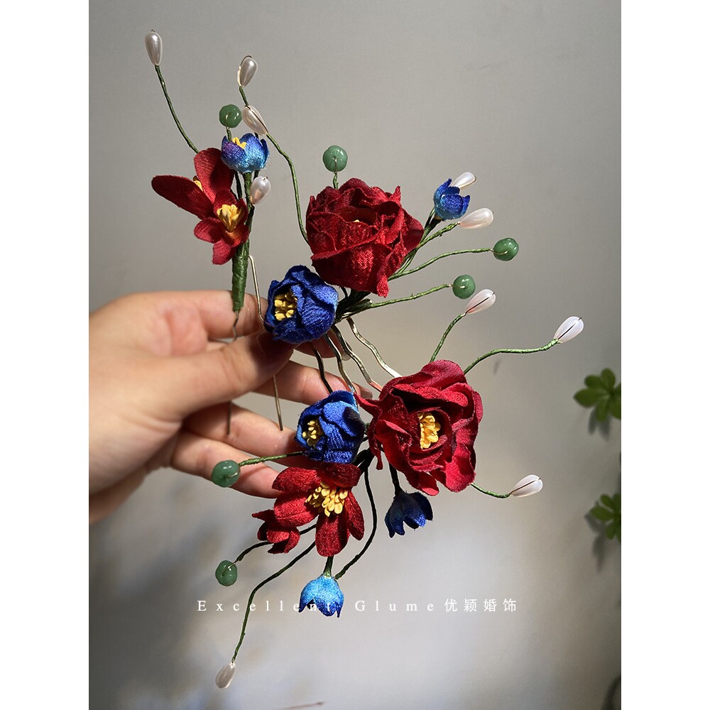 古风汉服秀禾服旗袍晨袍造型头饰古风掐丝绒花红撞蓝色蔷薇花套装