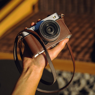 适用富士XE5/XM5/X100VI保护套XT5/XT50皮套相机底座保护壳相机包